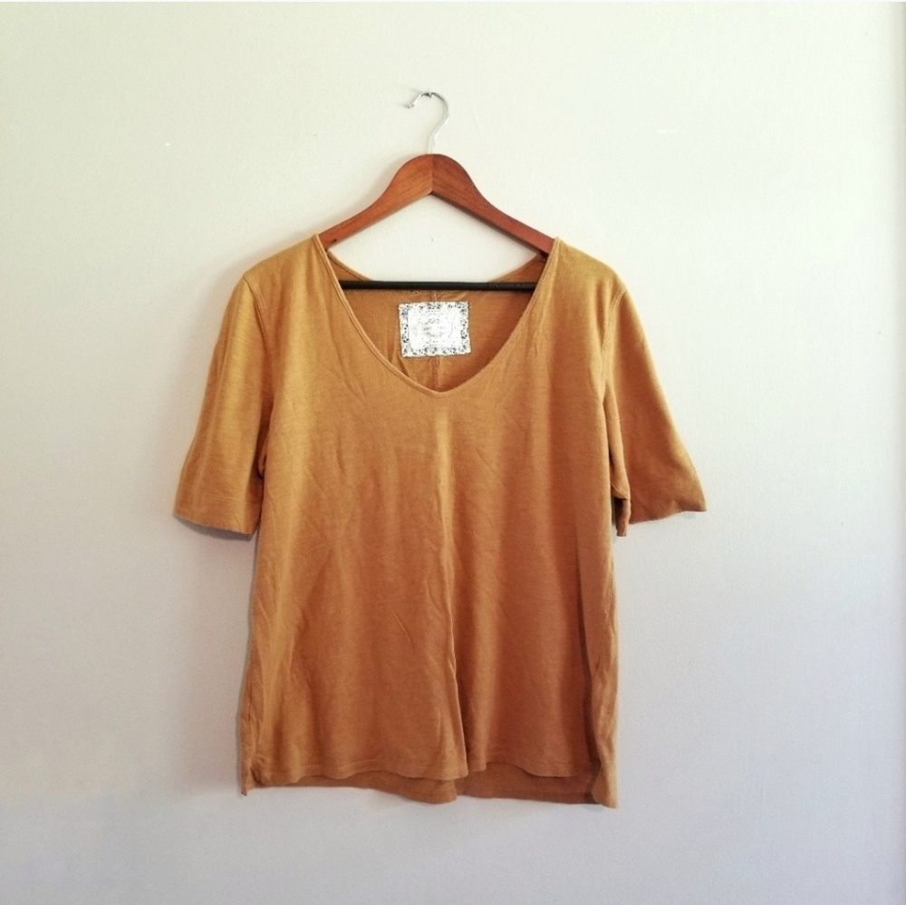 🌵4/$25 Anthropologie Pure + Good Mustard Tee - Picture 1 of 5